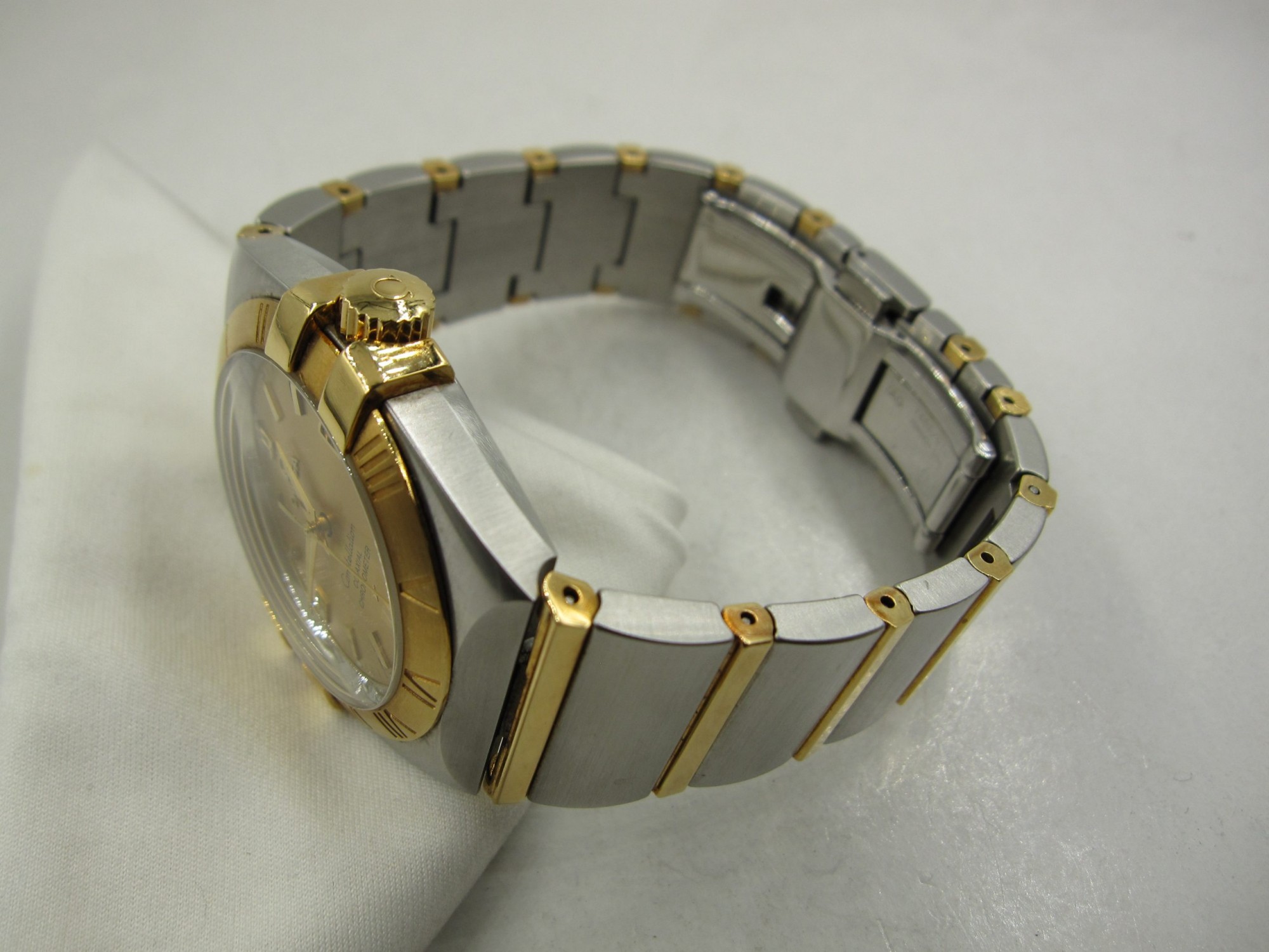 Omega Constellation Double Eagle 1201.10.00(Pre Owned)OMG-024