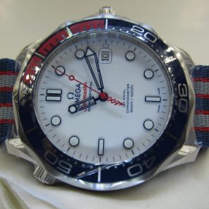 Omega Seamaster Diver "Commander" 212.32.41.20.04.001(New)OMG-039