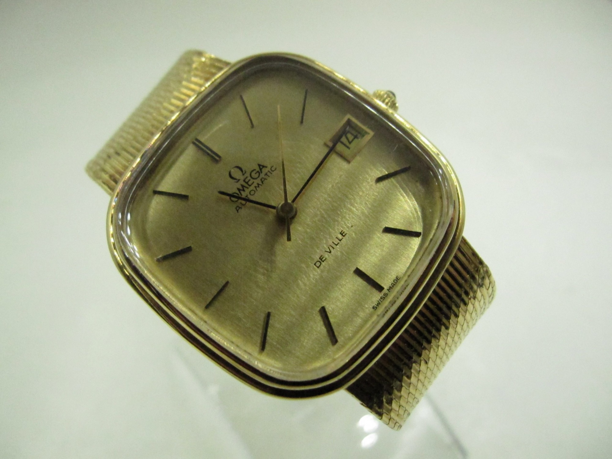 omega deville vintage gold