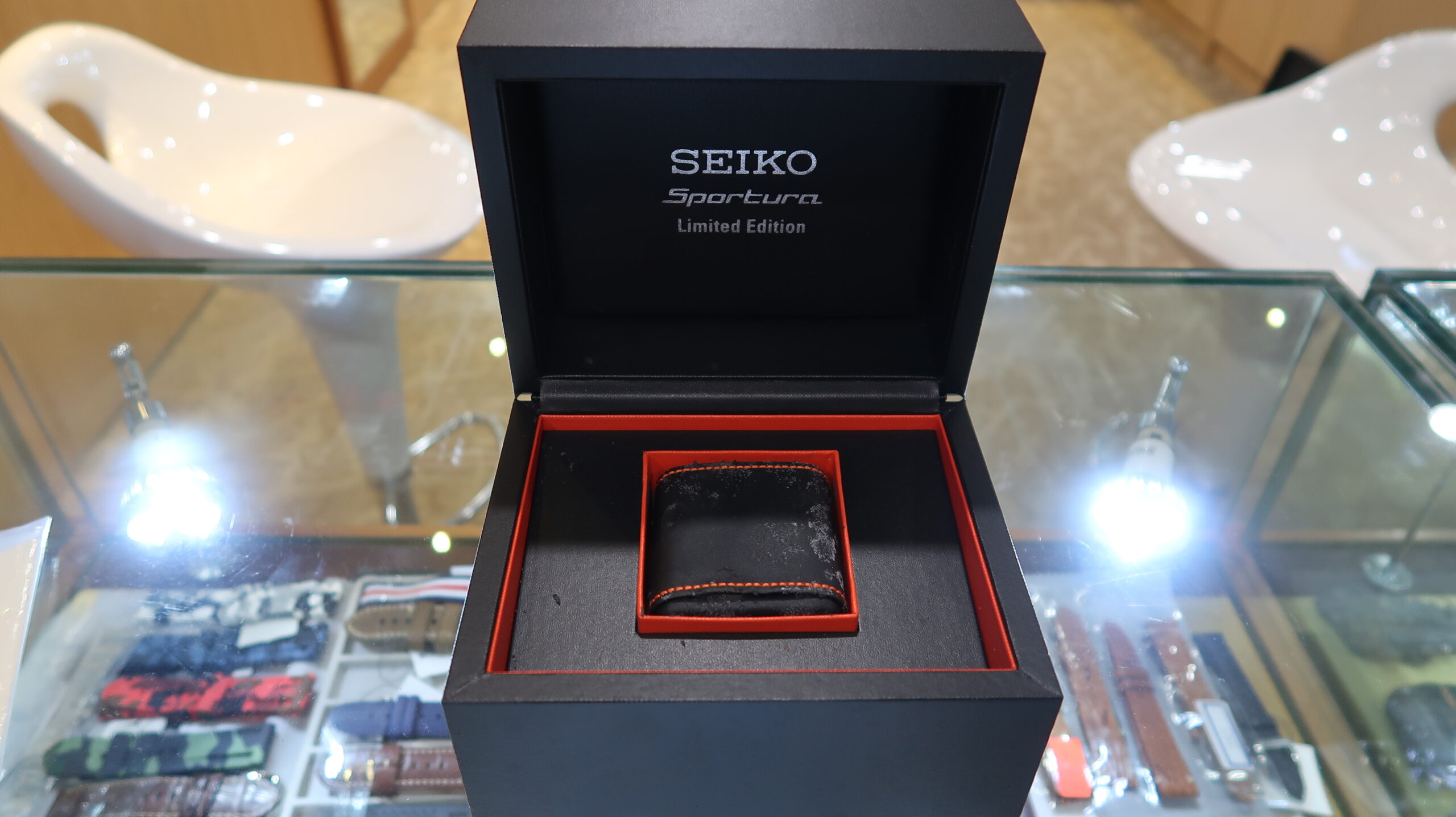 Seiko Sportura Chronograph SRQ007 Limited Edition (Pre Owned) SEIKO-008 -  Watch & Watch Gallery